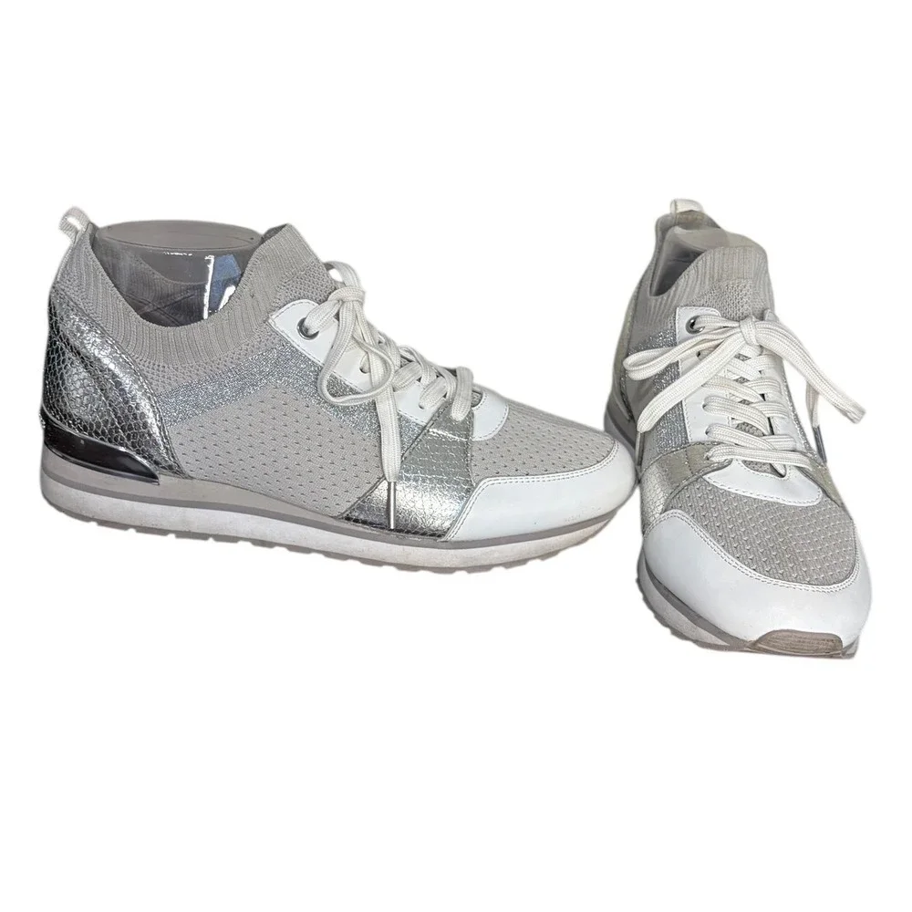 Michael Kors Billie Silver Knit Sock Sneakers Metallic Accent Lace Up‎ Size 10M